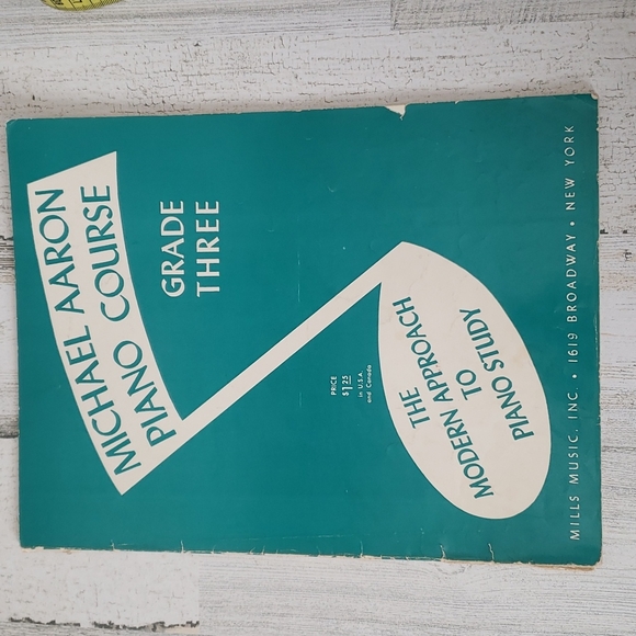 Vintage Michael Aaron piano course grade 3, The Modern Approach to Piano Study - Picture 1 of 5